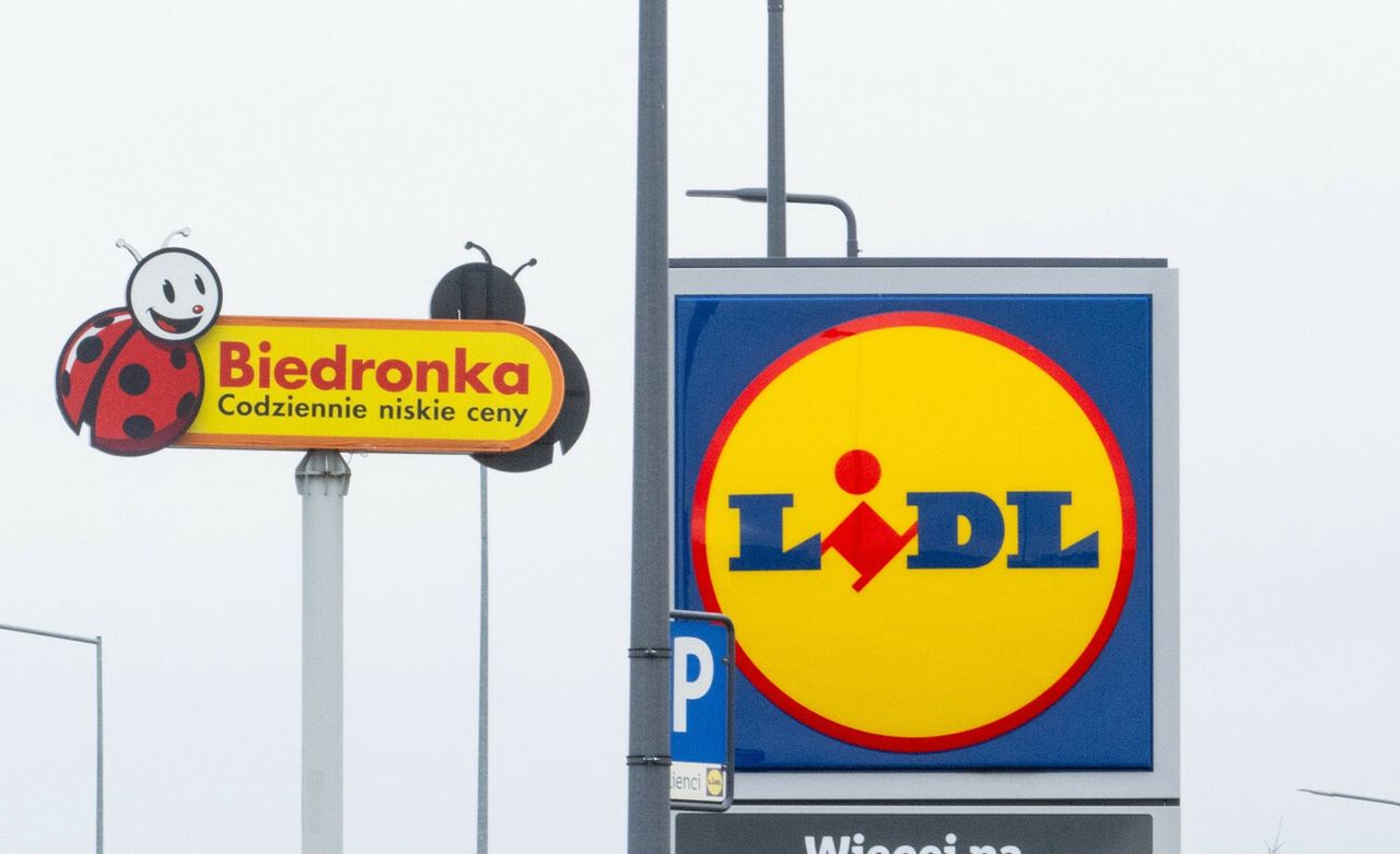 Nowa opłata w Biedronce i Lidlu. Oto kiedy wejdzie w życie