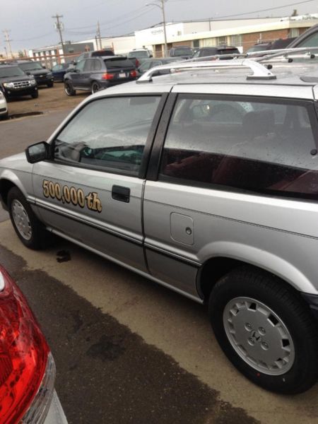 Honda Civic sprzed trzech dekad z zerowym przebiegiem 4