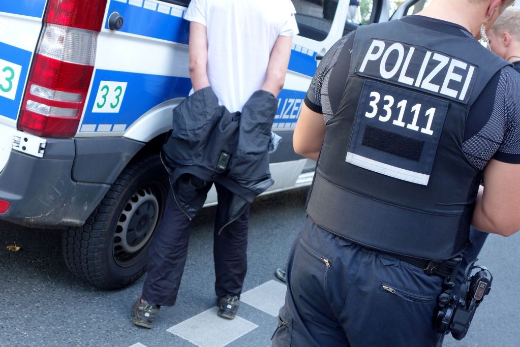 Increase in the number of thefts in German grocery stores, clothing stores, and drugstores