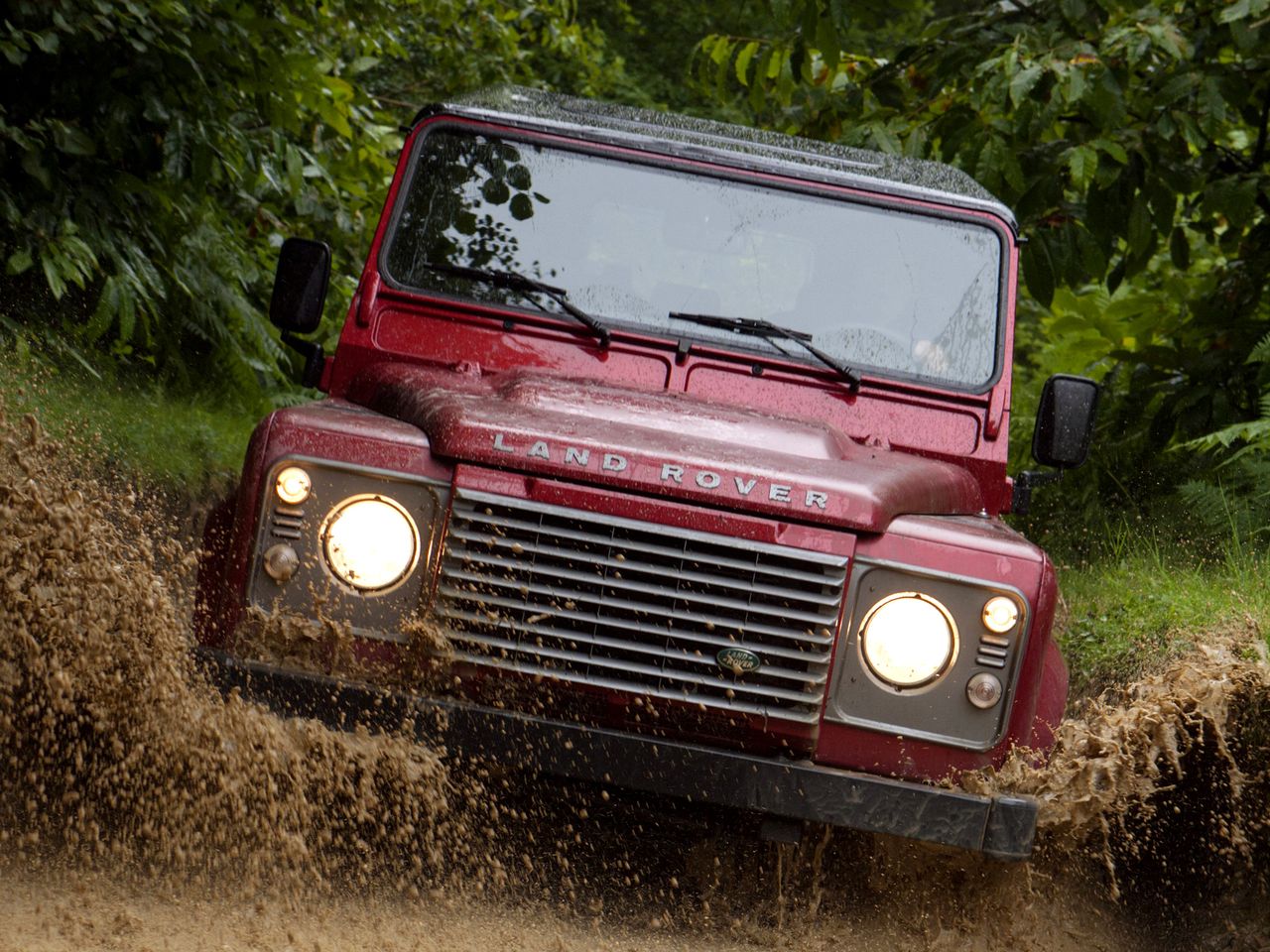 Land Rover Defender 110 Station Wagon EU-spec (2007)