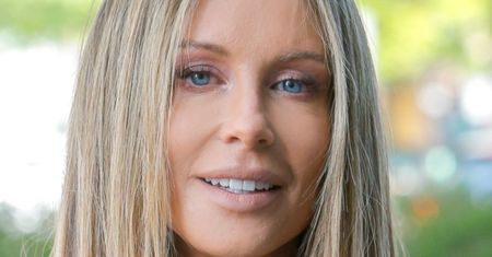 Fani Małgorzaty Rozenek nie rozpoznają jej na najnowszych fotkach. Podejrzewają ją o pewien zabieg: "Widać bliznę" (ZDJĘCIA)
