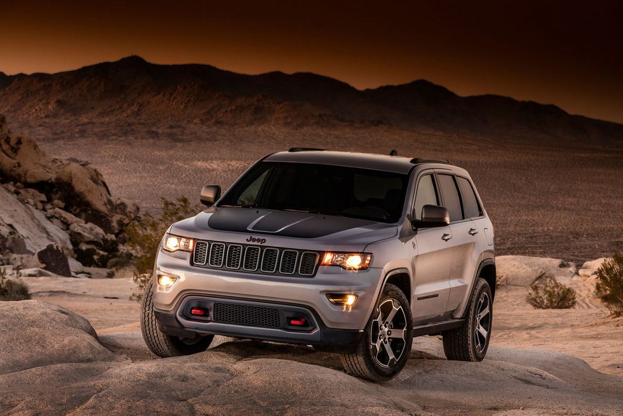 Jeep Grand Cherokee (2017) Trailhawk i Trackhawk - zapowiedź kolejnych wersji Jeepa