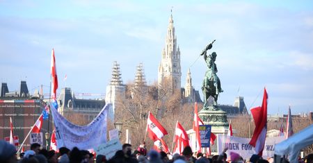 Ten kraj był znany z najostrzejszych obostrzeń pandemicznych. Teraz wszystkie znosi