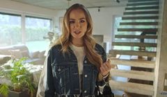 Wiktoria Gąsiewska, Karolina Gilon, Ewa Wachowicz i Bartek Kasprzykowski w kampanii Interia.pl