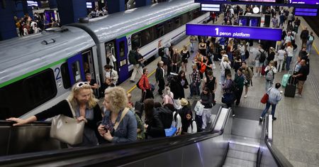 Rząd mówi o "oszustwach" 800 plus wśród cudzoziemców. Pokazali dane
