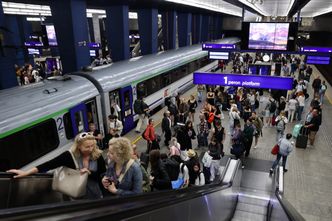 Rząd mówi o "oszustwach" 800 plus wśród cudzoziemców. Pokazali dane