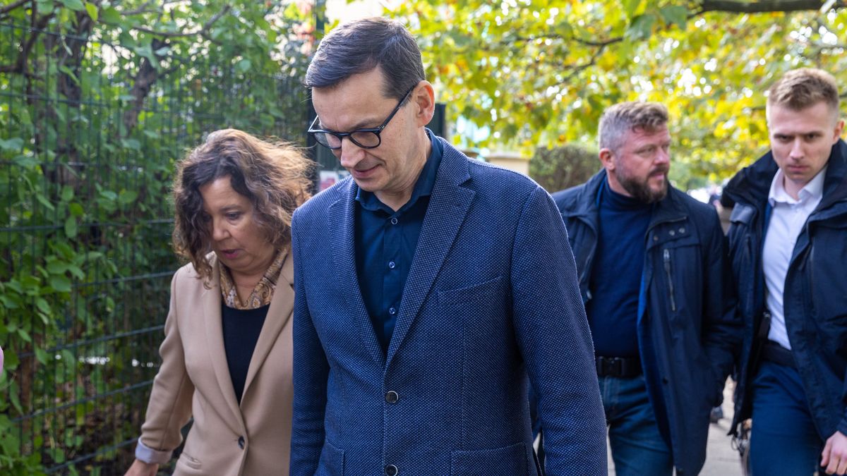 Prime Minister Mateusz Morawiecki and his wife Iwona Morawiecka after voting in Poland's parliamentary elections in Warsaw, Poland on October  15, 2023.

 (Photo by Andrzej Iwanczuk/NurPhoto via Getty Images)