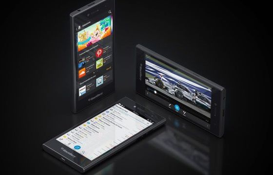 MWC 2015: BlackBerry prezentuje model Leap, szykuje trzy inne smartfony