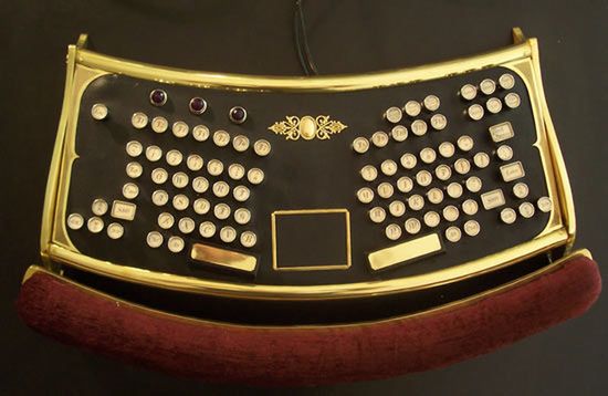 Steampunkowa klawiatura Datamancer Ergo 3