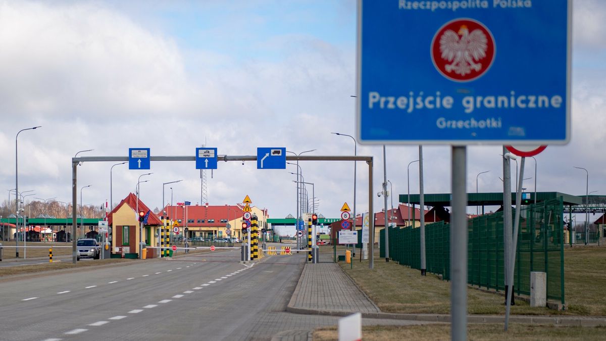 Obszar Polski s?siaduj?cy z Federacj? Rosyjsk?
Piotr Hukalo/East News, Grzechotki, 03.03.2022 Tereny przygraniczne z Federacja Rosyjska n/z przejscie graniczne w Grzechotkach
Piotr Hukalo