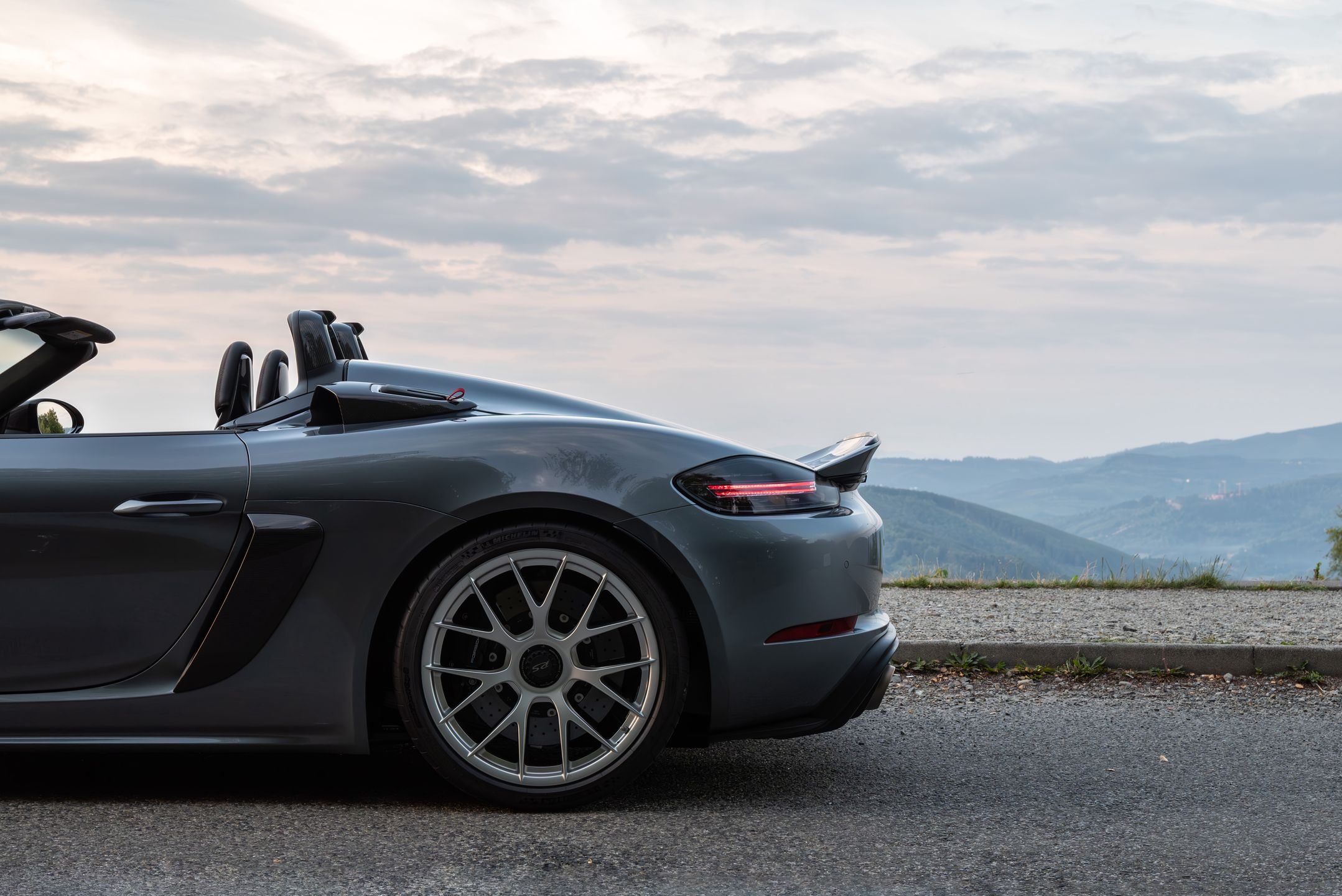 Porsche 718 Spyder RS