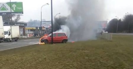 Lublin: Pożar samochodu na al. Solidarności