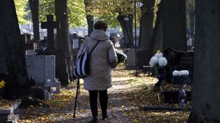 Grudziądz: Takie zakazy obowiązują na cmentarzu farnym. To warto wiedzieć