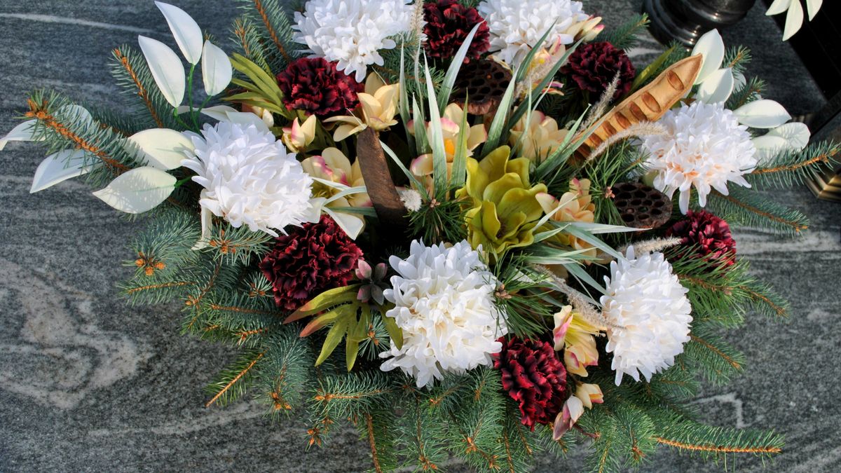 Jak zrobić wiązankę na grób?