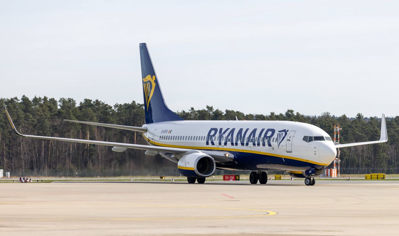 Ryanair z Polski awaryjnie lądował. Eskortowały go myśliwce