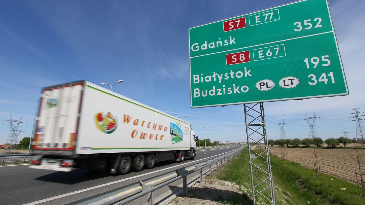 Droga ekspresowa nr 8 (S8) będzie najdłuższą taką trasą w Polsce - od granicy z Litwą do przejścia granicznego z Czechami