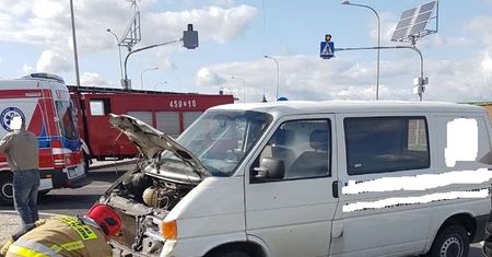 Groźny wypadek na obwodnicy Ćmielowa