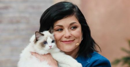 Internauci oceniają stylizację Katarzyny Cichopek w "PnŚ": "Zapomniała się przebrać i wystąpiła W PIŻAMIE" (FOTO)