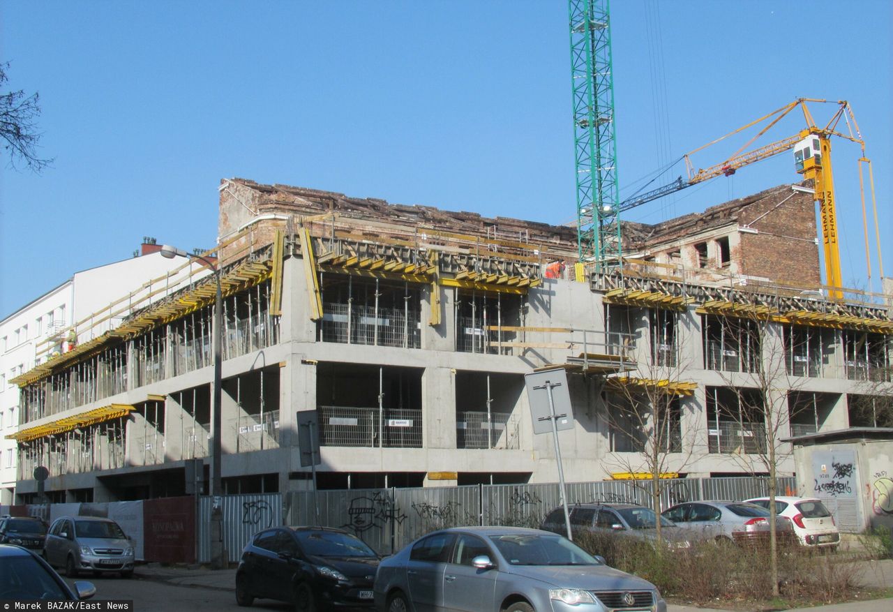 Wójt kupił grunty rolne, teraz chce wybudować bloki. Mieszkańcy nie kryją złości