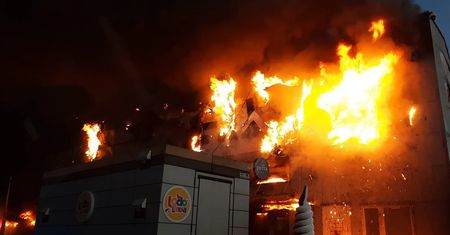 To nie pierwszy pożar w galerii. "Ludzie tu gotowali na kuchenkach gazowych"