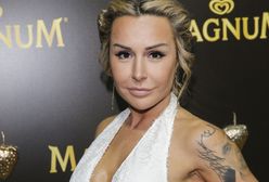 Blanka Lipińska w bikini wygląda jak bogini. Dobrze wie, co lubią jej fani