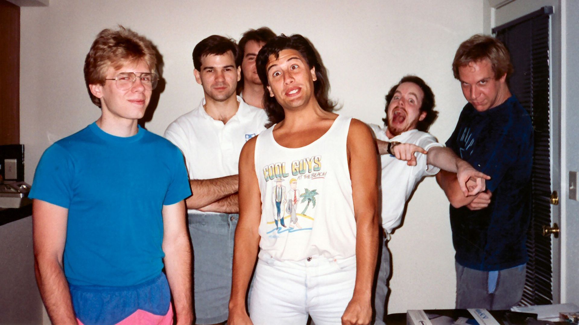 Część id Software. Z przodu John Carmack i John Romero