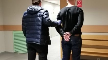 Warszawa. Mężczyzna znęcał się nad partnerką