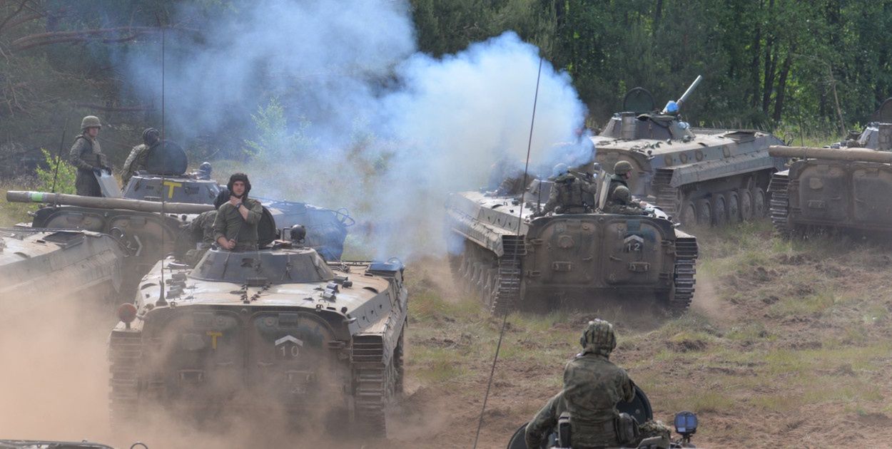 Szkolenia wojskowe dla dorosłych mężczyzn. Tusk zdradza szczegóły