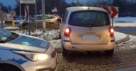 Zawisł na słupku. Grozi mu pięć lat więzienia