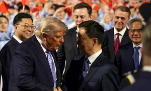 To oni polecieli z Trumpem do Chin. 16 znanych nazwisk