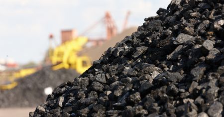 Węgiel z samorządowych składów. Mieszkańcy gmin kupią go powyżej limitów
