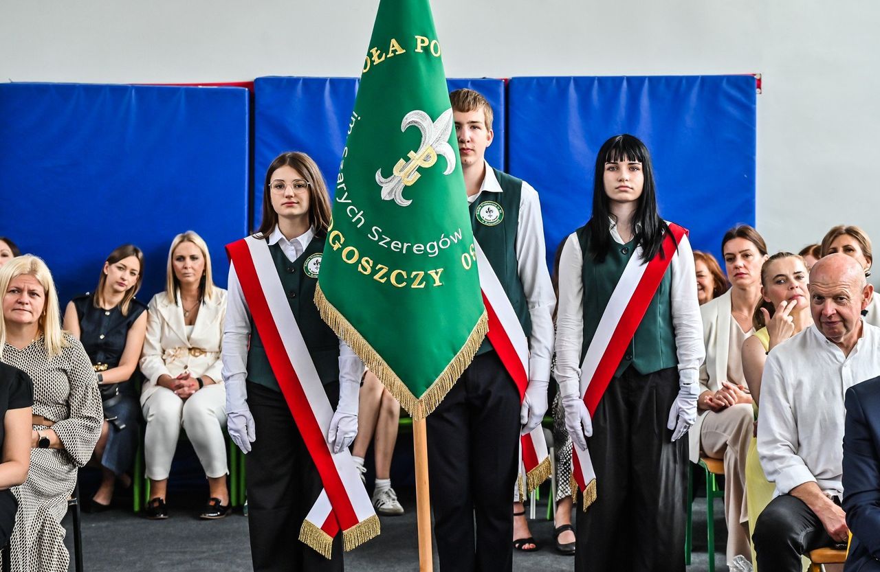Szkoła Podstawowa nr 30 w Bydgoszczy świętuje 40-lecie. Zobaczcie zdjęcia z uroczystości
