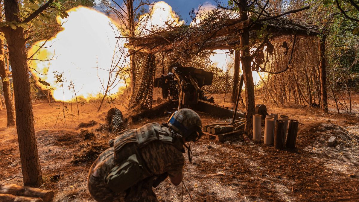 Wojna w Ukrainie rok 2025
DONETSK OBLAST, UKRAINE - JULY 24: Ukrainian territorial defence soldiers from the Donetsk Oblast fire D-20 artillery in the direction of Toretsk, Ukraine, 24 July 2025. Diego Herrera Carcedo / Anadolu/ABACAPRESS.COM
AA/ABACA