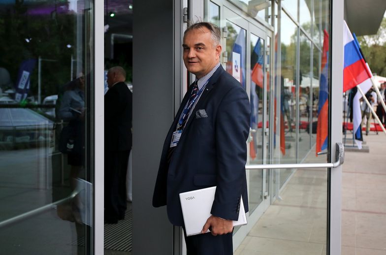 Pawlak dla money.pl: Polska jest kilka lat za Węgrami. Powielamy ich rozwiązania