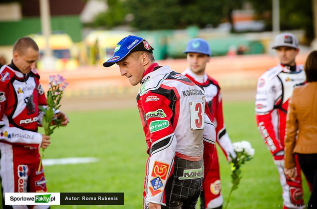 - Jest nam przykro, zwłaszcza w stosunku do sponsorów i kibiców - powiedział Kościecha