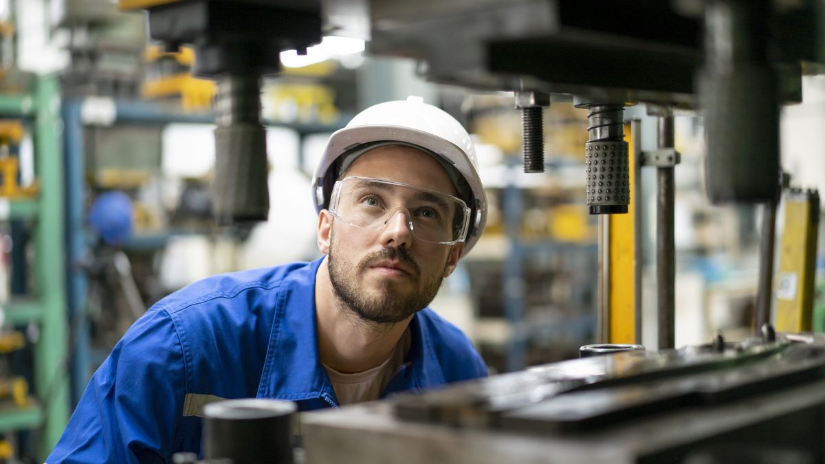 Amica zapowiedziała zwolnienia grupowe. Zdjęcie poglądowe