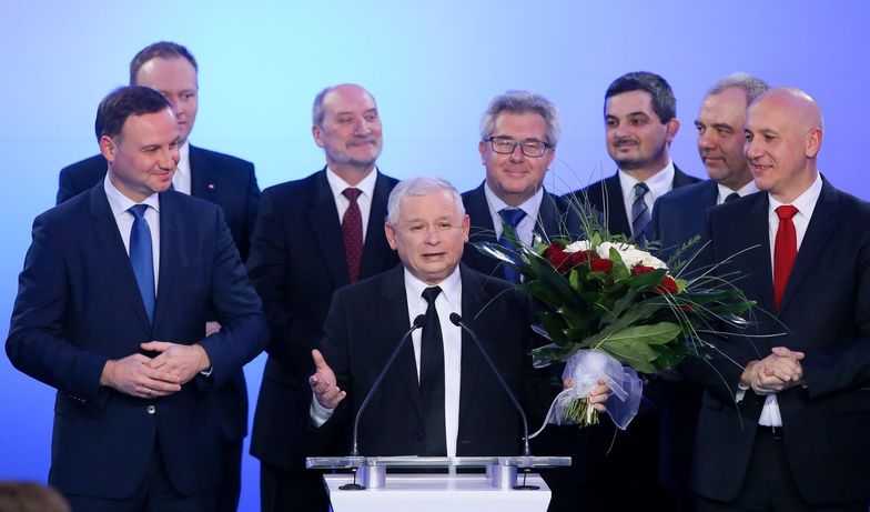 Jarosław Kaczyński ma powody do radości? <br> Zapowiada marsz po władzę