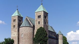 Łęczyca: Perła romańskiej architektury