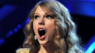 Taylor Swift przekazała na premię świąteczną dla pracowników prawie 800 MILIONÓW ZŁOTYCH! Ma gest?