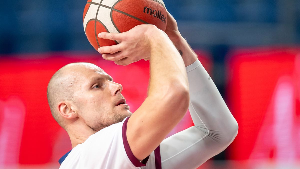 PAP / Tytus Żmijewski / Na zdjęciu: Maciej Lampe