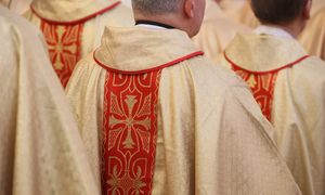 Państwo płaci za księży. Lewica szykuje wielki zwrot