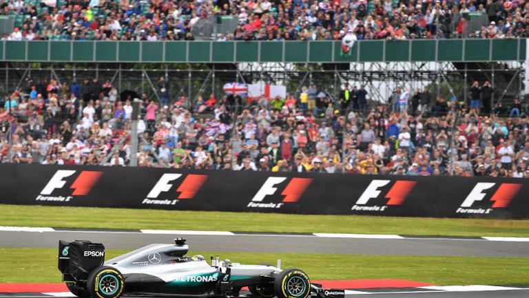 Zdjęcie okładkowe artykułu: AFP / Na zdjęciu: tor Silverstone