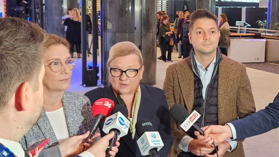 Europosłowie PiS podczas konferencji prasowej.