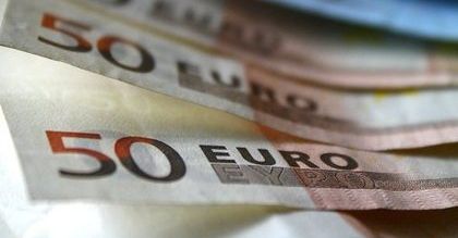 Euro drożeje trzeci dzień z rzędu