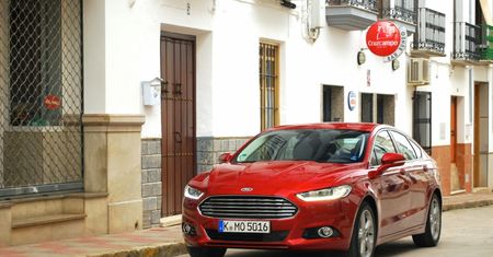 Nowy Ford Mondeo - spóźniony bohater