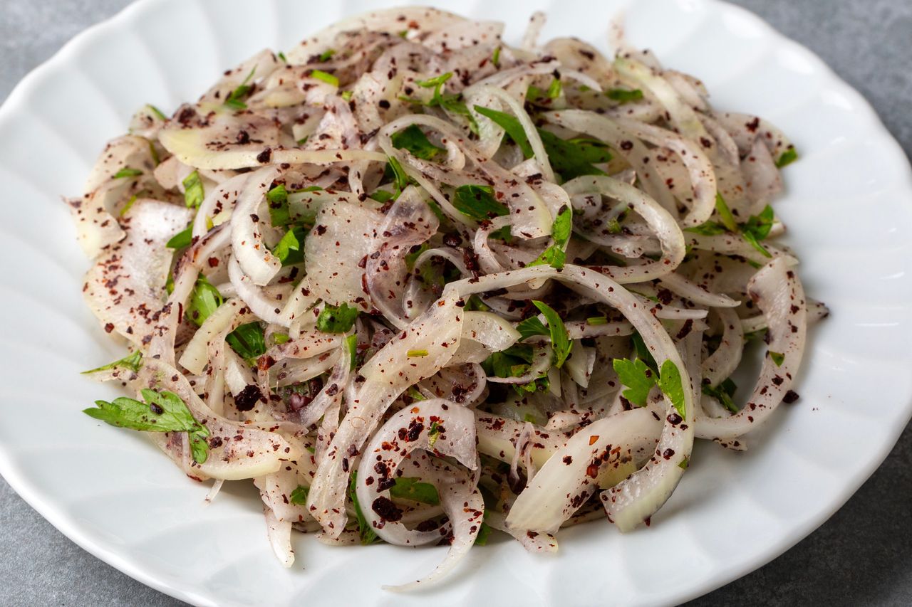 Przecierałam oczy ze zdumienia, gdy zobaczyłam tę surówkę. Teraz sama ją robię do obiadu