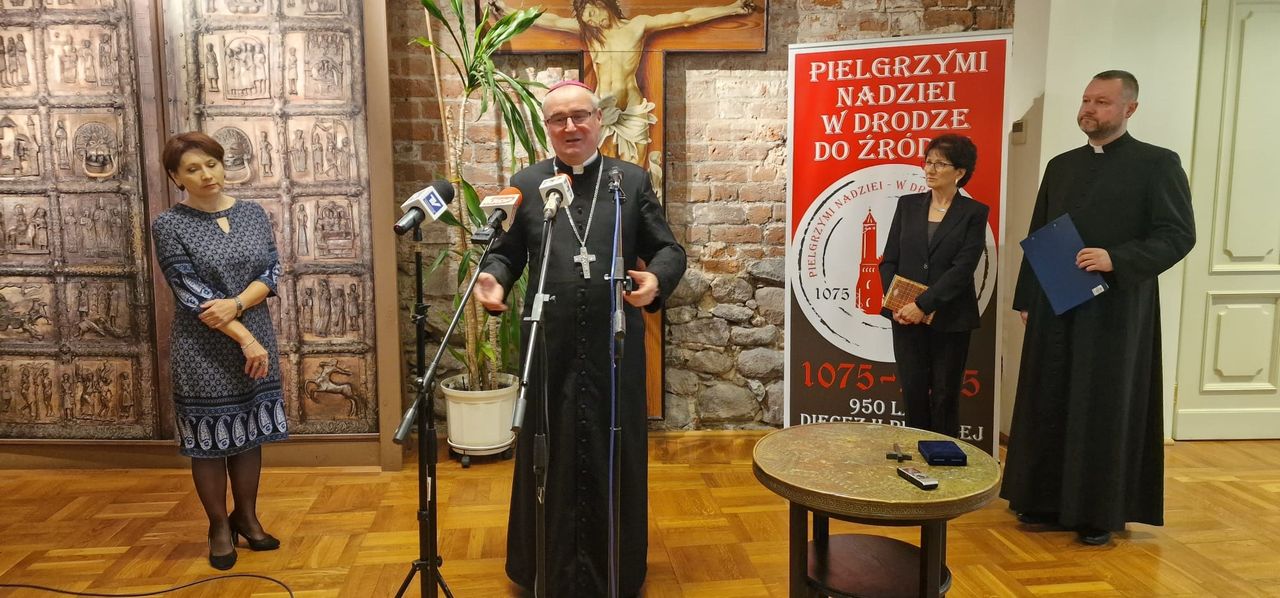 Rok Jubileuszowy w Kościele powszechnymi Jubileusz 950-lecia Diecezji Płockiej