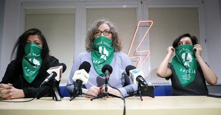 Strajk Kobiet jak ONR? Działaczka ruchu tłumaczy pomysł na nowe bandany