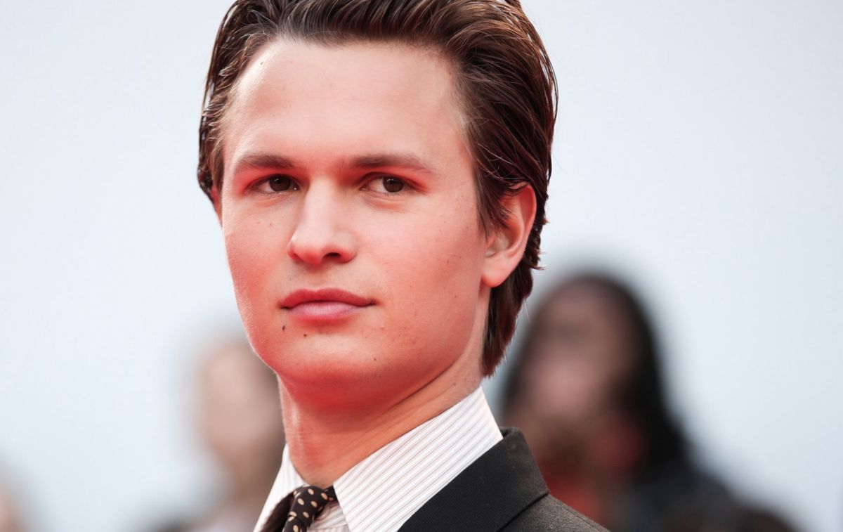 Ansel Elgort odpowiedział na zarzut napaści seksualnej