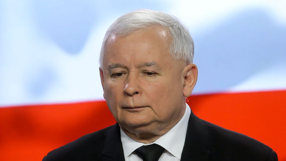 Jaros�aw Kaczy�skiPawe� Supernakgabinet, Jaros�aw Kaczy�ski, komitet polityczny, konferencja prasowa, nowogrodzka, nowy rz�d, pis, polityk polityka, posiedzenie, BINARY<(22) bytes>, prezentacja rz�du, rz�d, siedziba pis, sk�ad gabinetu, sk�ad rz�du, portret